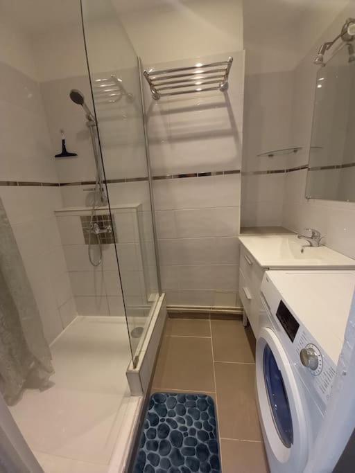 Cosy T2, Parking fermé, 2 Vélos, Wi-Fi Narbonne Kültér fotó
